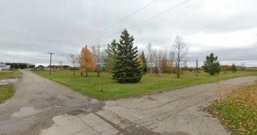 1st image of 404 6th Ave SE