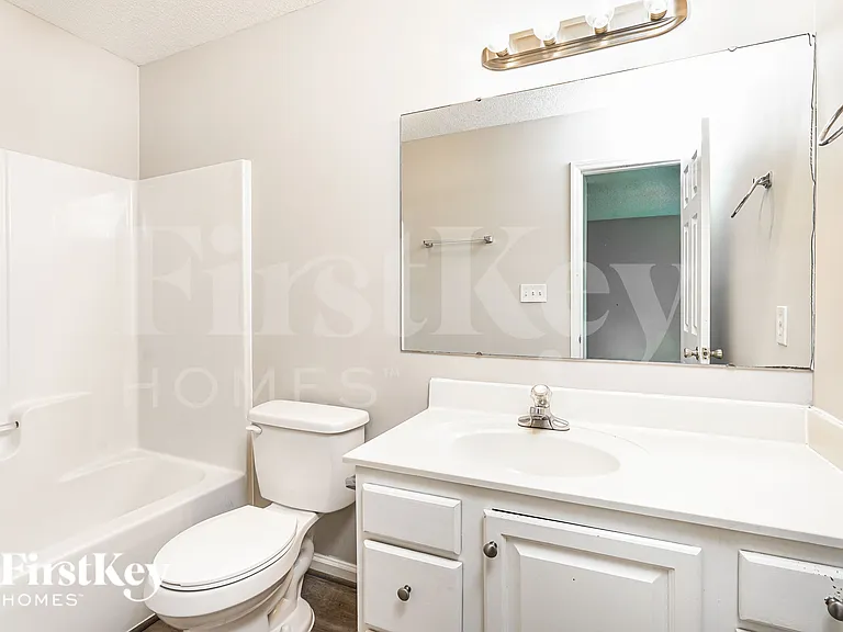 2200 Emerald Creek Ct — Photo 13