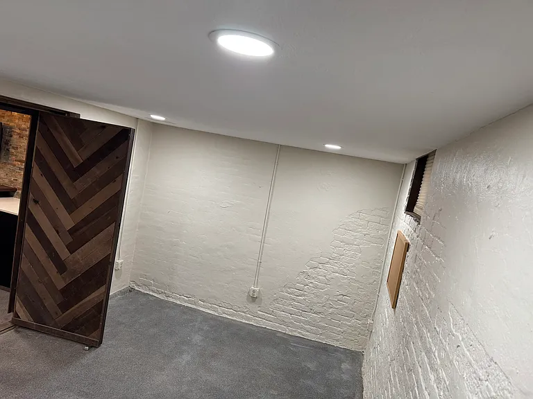 1385 Cranford Ave #14 — Photo 9