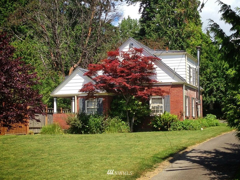 1st image of 1941 Parkview Drive NE