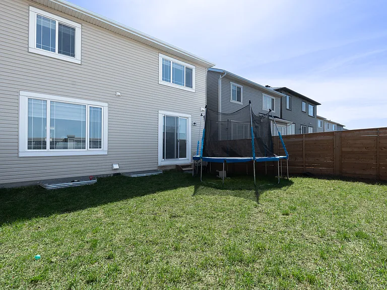 111 Cityside Ct NE — Photo 17