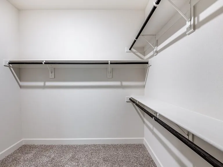 2032 Brentwood Dr — Photo 23