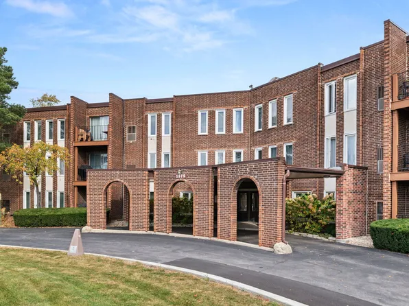 1575 Sandpebble Dr APT 217, Wheeling, IL 60090