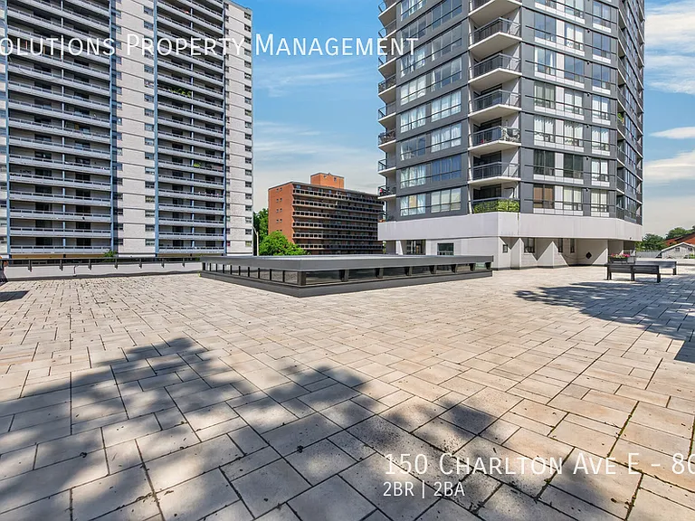 150 Charlton Ave E #804 — Photo 8