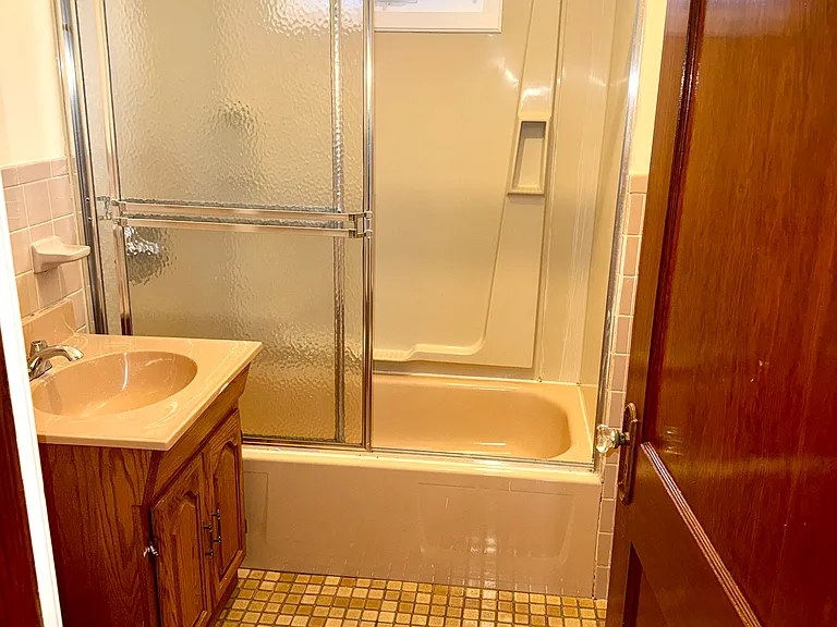 66 Cleveland St #1 — Photo 14