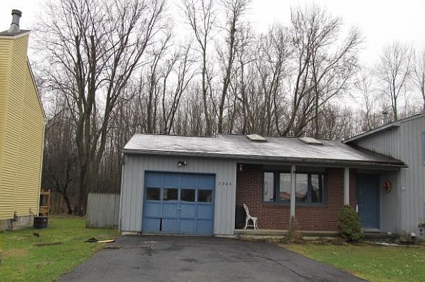2nd image of 7240 Lakeshore Rd