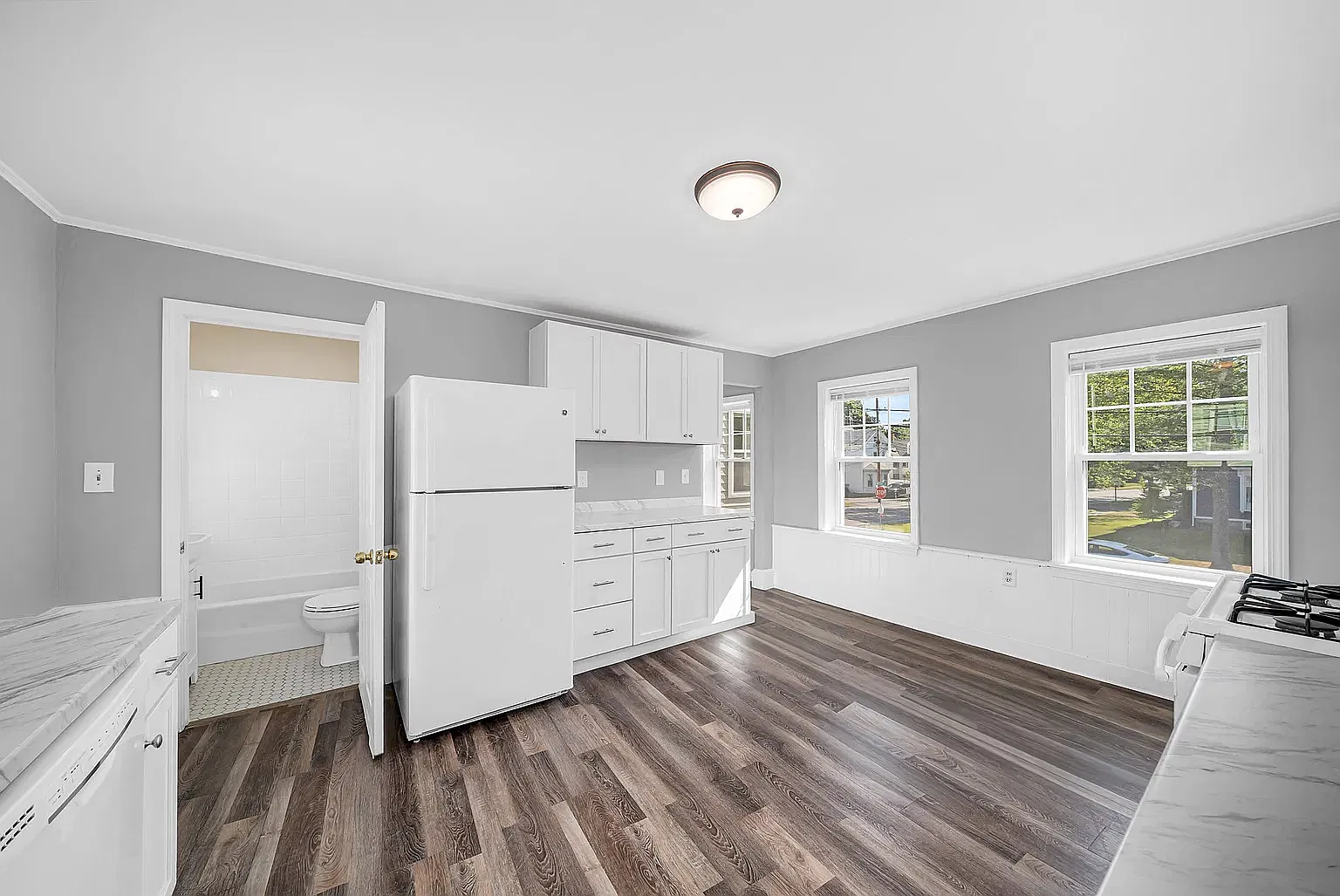4 bed, 1700 sqft, $3,600 — Photo 4