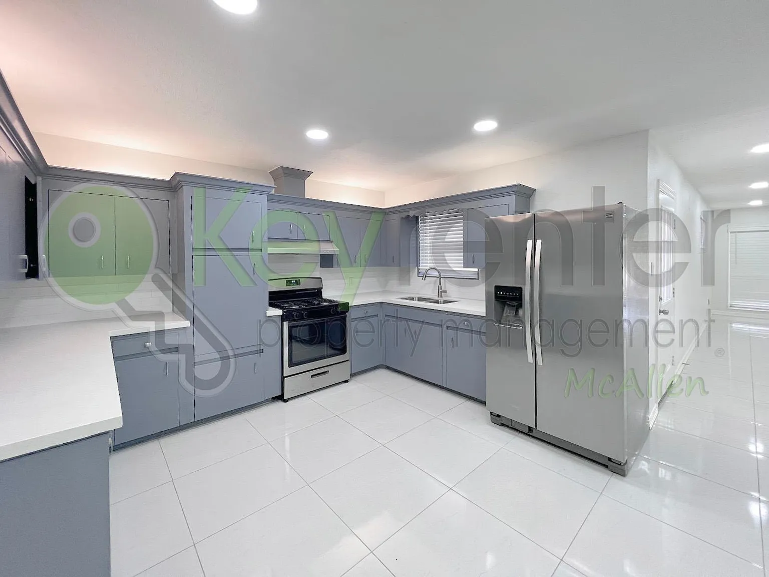 4 bed, 2092 sqft, $1,900 — Photo 3