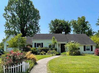 2865 Roseneath Rd, Huntington, WV 25705