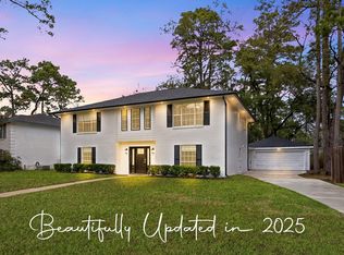 7610 Theisswood Rd, Spring, TX 77379