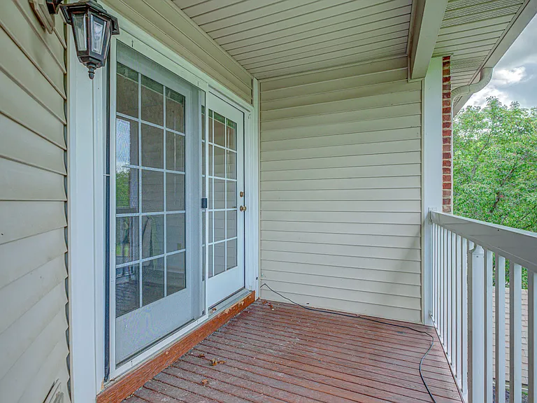 100 Northridge Dr #9 — Photo 23
