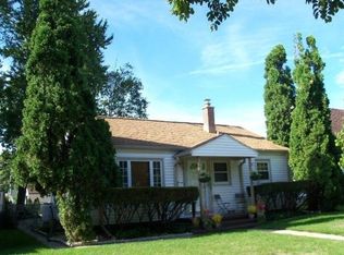 8721 W Becher St, West Allis, WI 53227