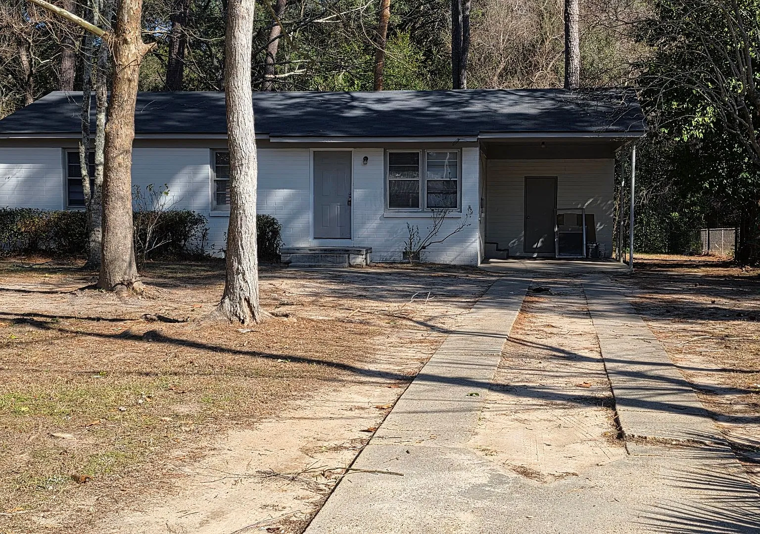 Section 8 Accepted on the 3 bedroom, 1 bath home. — Photo 1