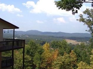 427 Poplar Ridge Dr, Blairsville, GA 30512