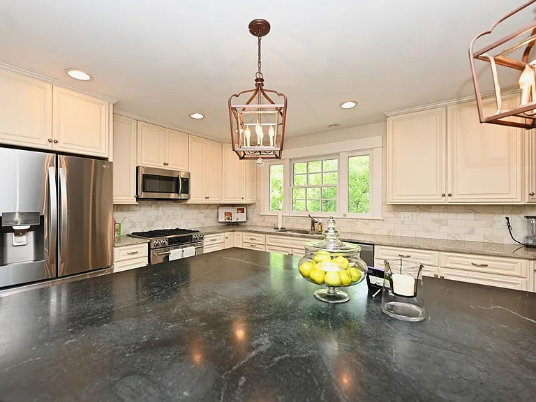 5102 Jackson Ln — Photo 24