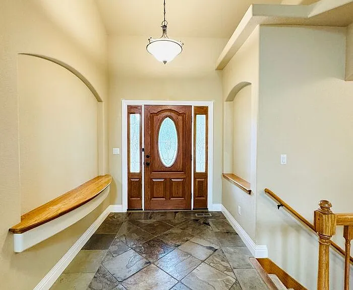 4960 Hornbeam Ct — Photo 4
