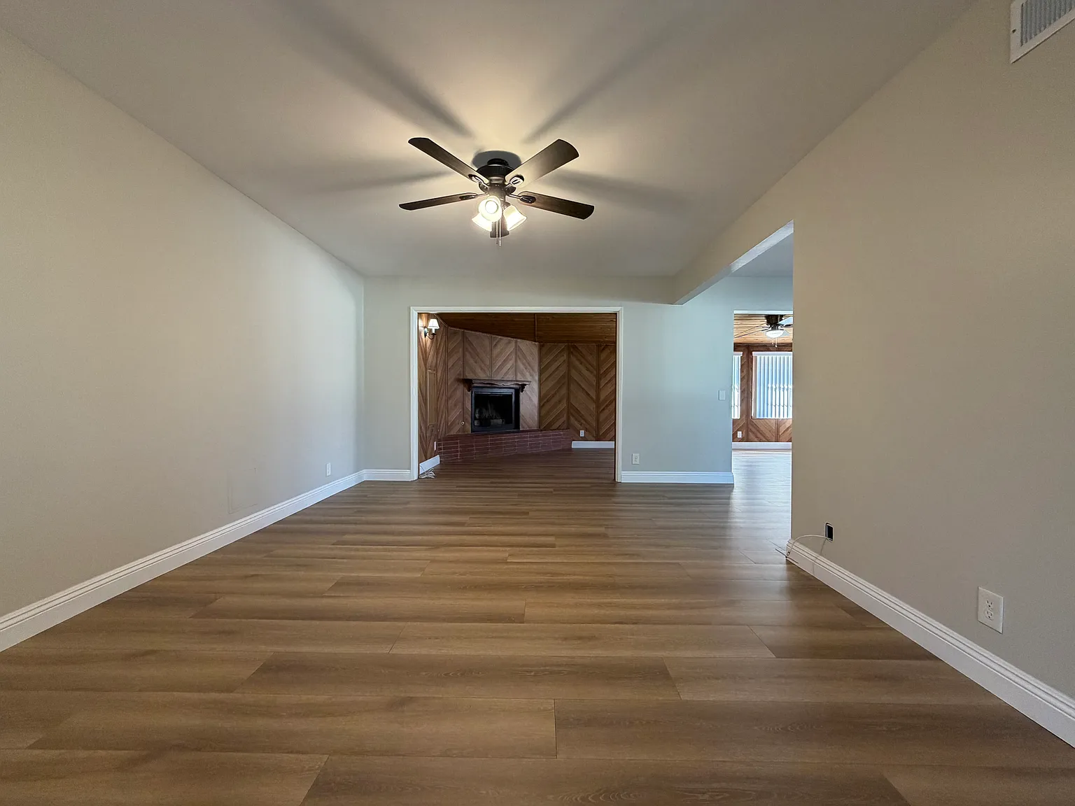3 bed, 1584 sqft, $3,500 — Photo 4