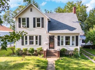 21 E Market St, Piper City, IL 60959