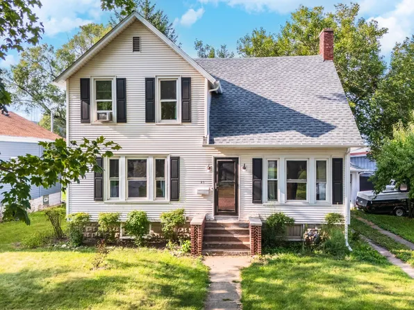 21 E Market St, Piper City, IL 60959