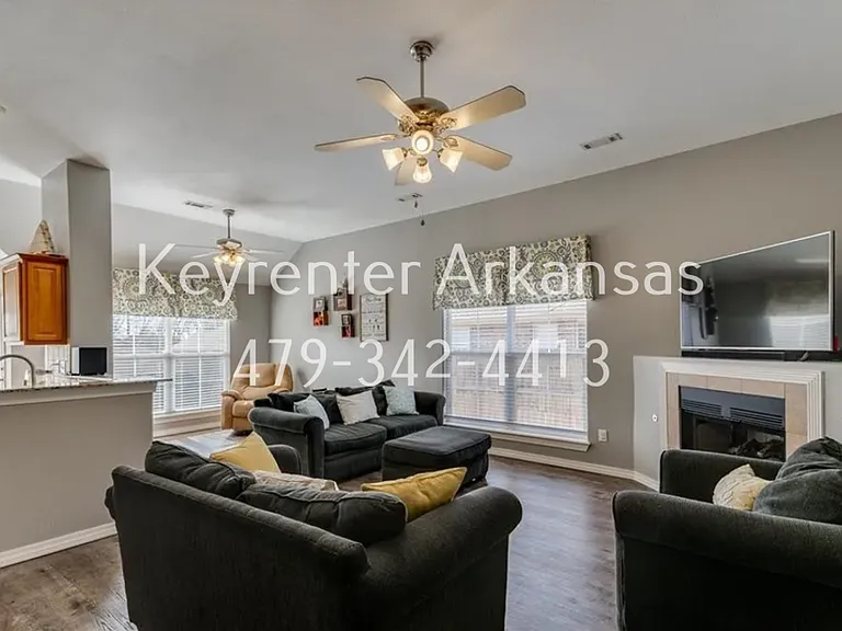 3105 Waterleaf Ave — Photo 3