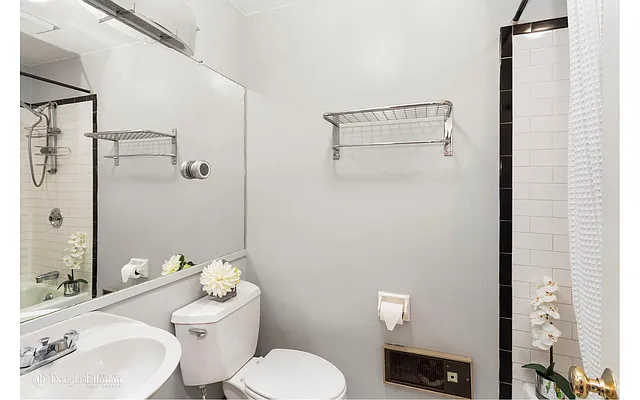 Sold by Douglas Elliman | media 14