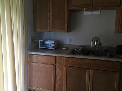 5th image of 1332 Burnley Ct