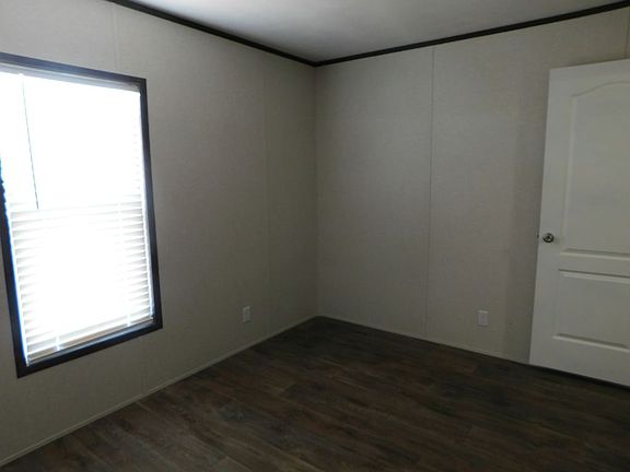 3rd image of 500 Talbot Ave #C-18