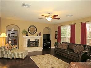 5th image of 2013 Kimbrook Dr