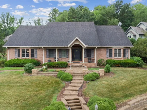 14 Amy Way S, Uniontown, PA 15401