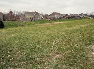 3733 W 121st St, Zionsville, IN 46077