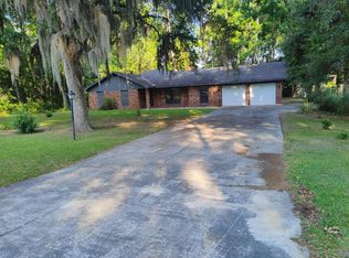 407 Woodland Dr, Hinesville, GA 31313