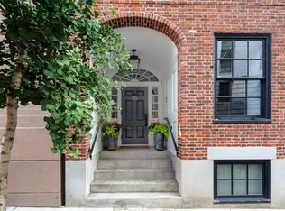 32 Derne St #2C, Boston, MA 02114