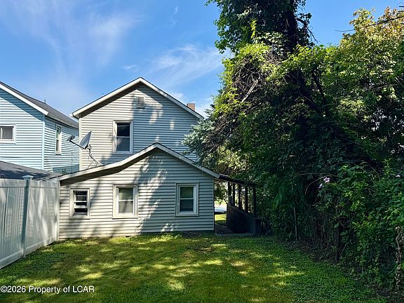 4th image of 331 Maffett St