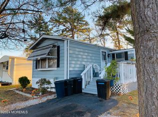 2 Arbor St, Whiting, NJ 08759