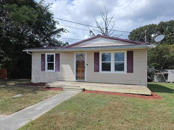 308 S Flora St, La Fayette, GA 30728