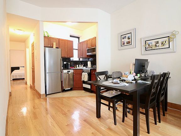 3rd image of 167 W 80th St APT 5D