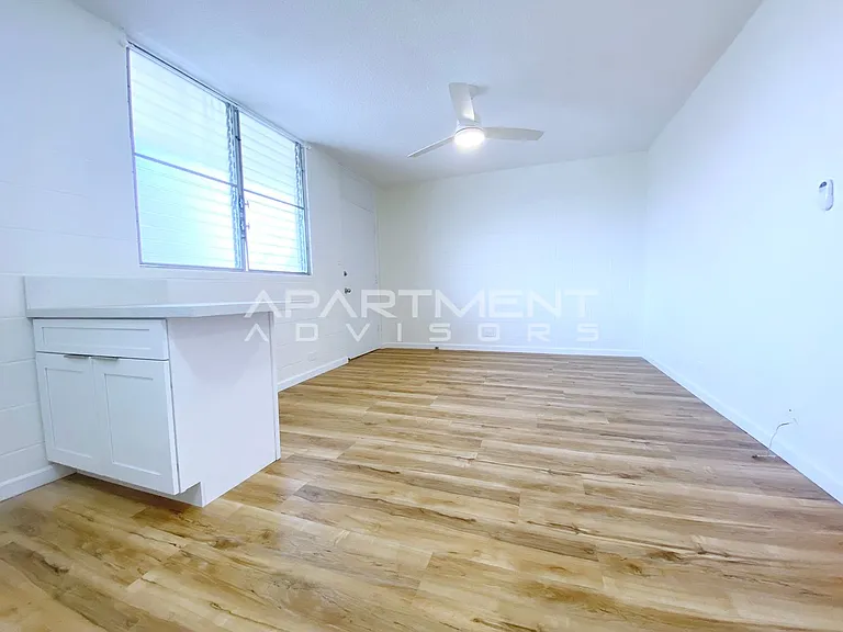 2717 S King St — Photo 14