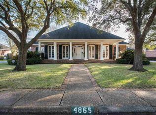 4865 Edgewood Ln, Beaumont, TX 77706