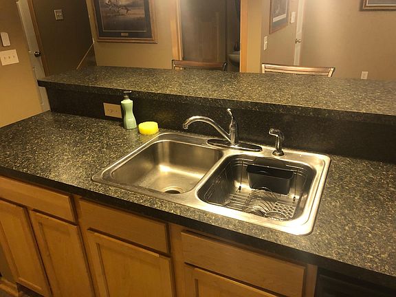 5th image of 11740 Vermillion St NE Unit B