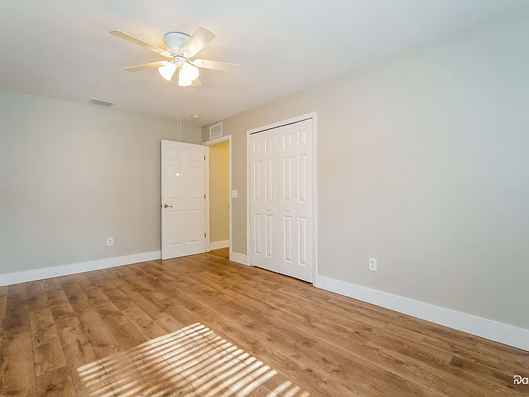 1743 Hazelton Ave — Photo 11