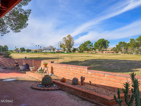 2nd image of 1061 N Paseo Iris