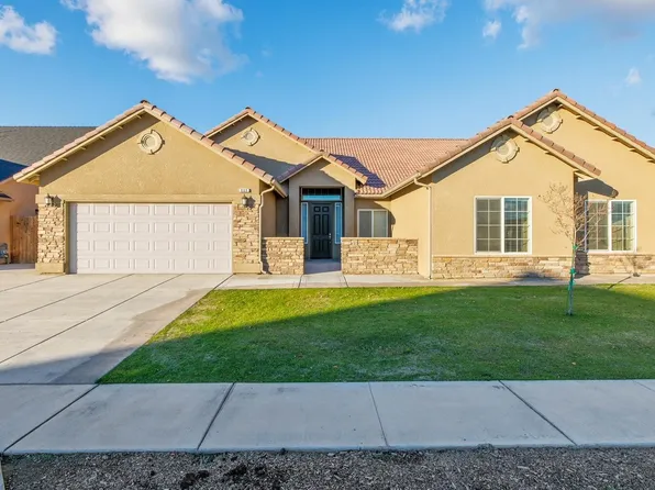 969 Silverbrooke Street, Kingsburg, CA 93631
