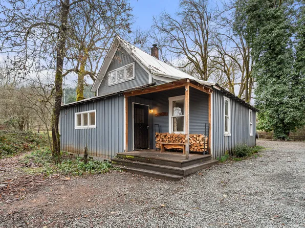 441 Tunnel Rd, Glendale, OR 97442