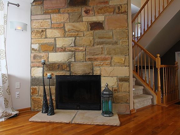 5th image of 154 Clarken Dr