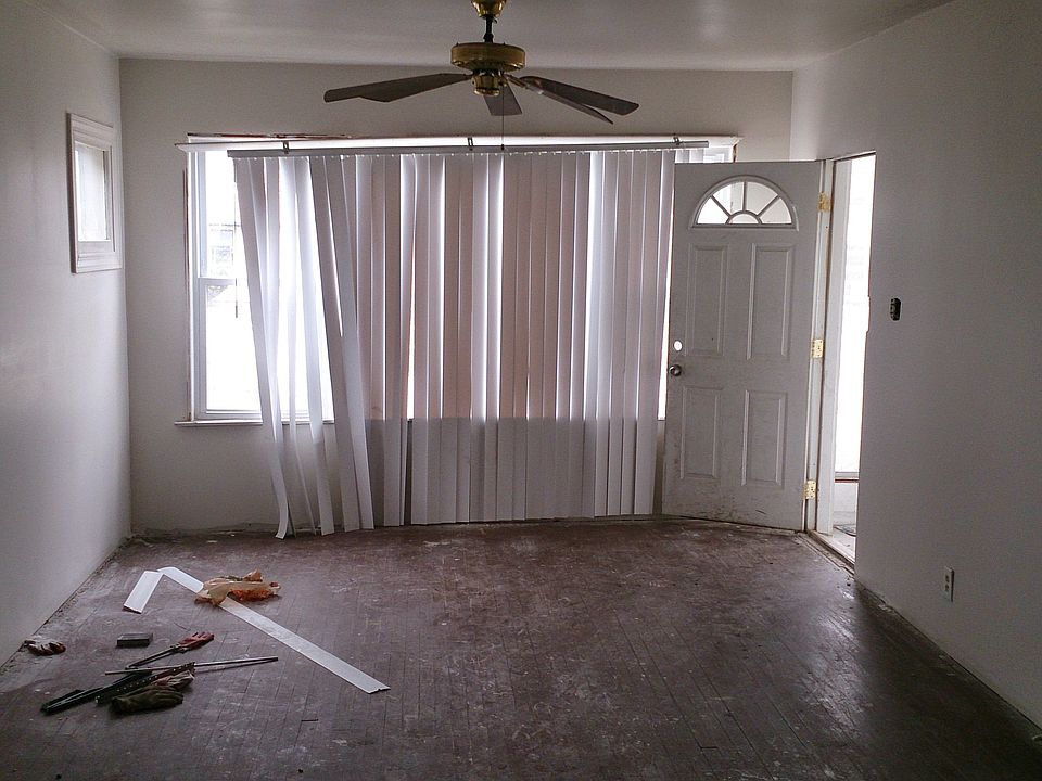 1st image of 12422 S Carpenter St