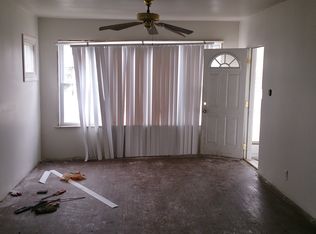 12422 S Carpenter St, Calumet Park, IL 60827