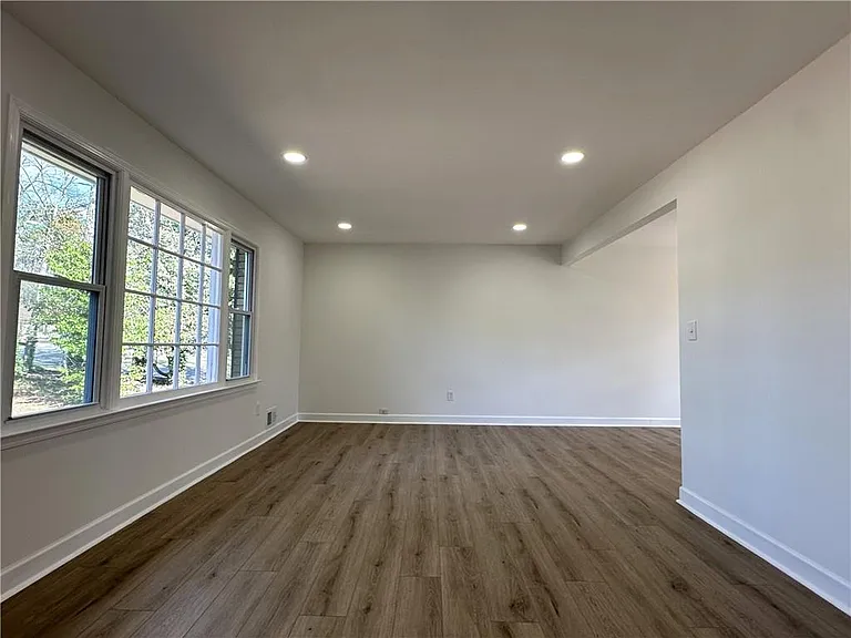 2972 Pathview Ln — Photo 2