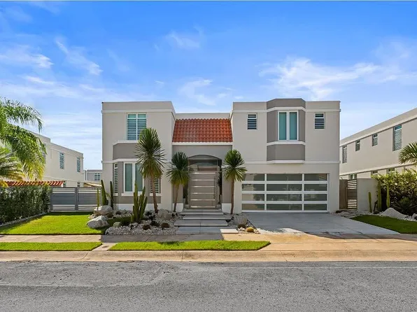 Paseo Los Corales 2 Calle Mar Del Norte #766, Dorado, PR 00646