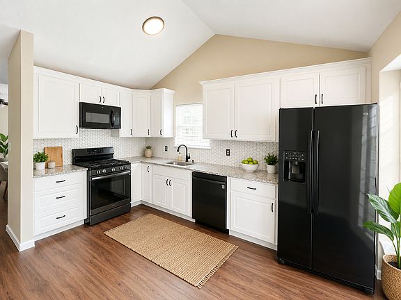 2nd image of 197 Daffodil Dr