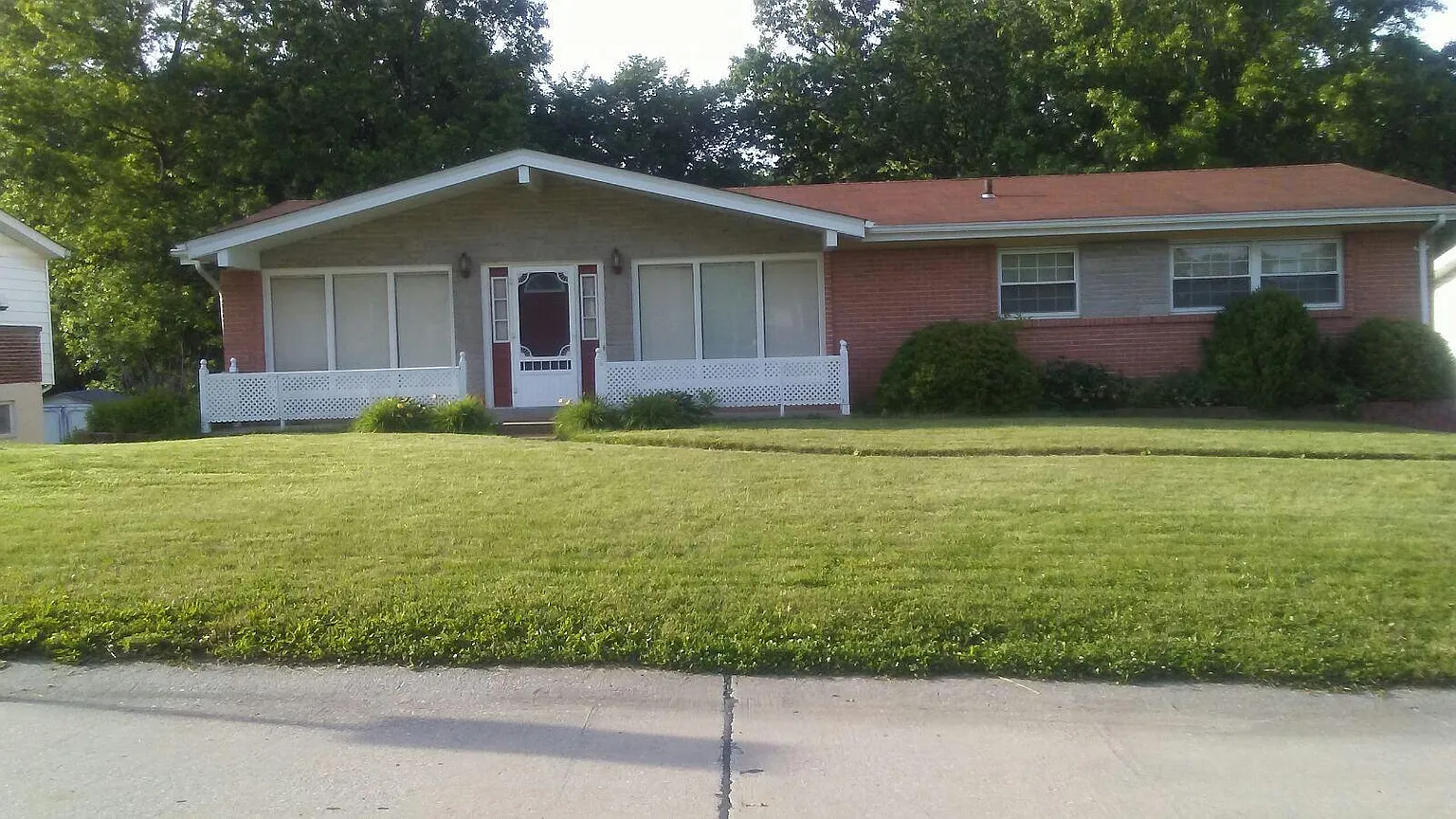 1223 Miremont Dr photo 1